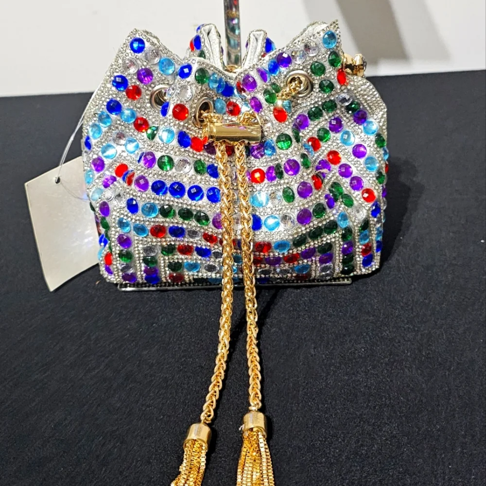 Purse - Picture 2 of 3